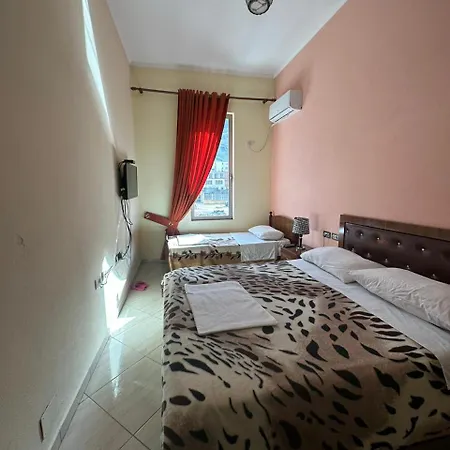 Hotel Zogu *